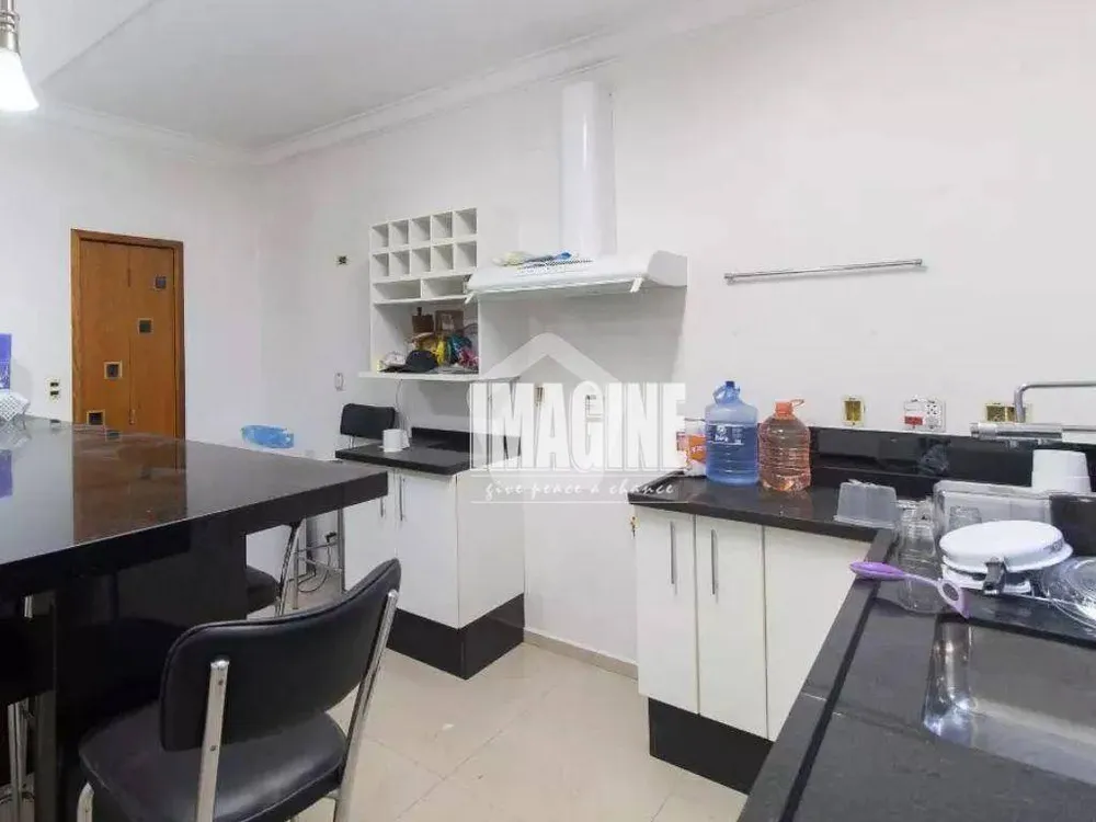 Sobrado, 3 quartos, 250 m² - Foto 3