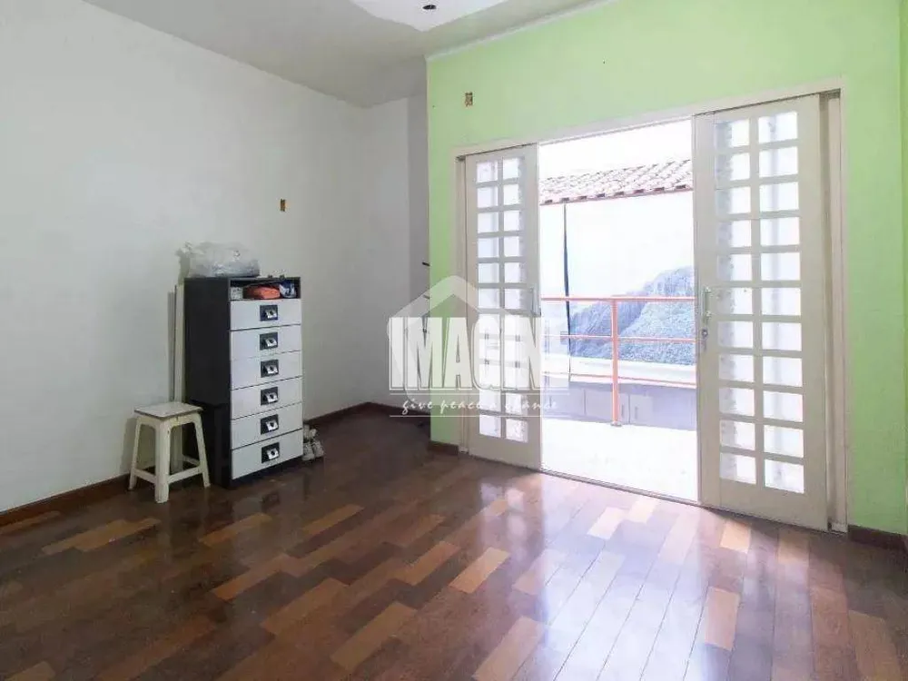 Sobrado, 3 quartos, 250 m² - Foto 2