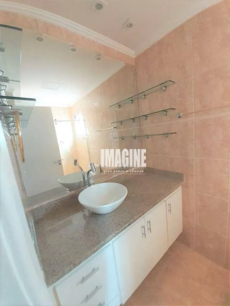 Apartamento, 3 quartos, 80 m² - Foto 1