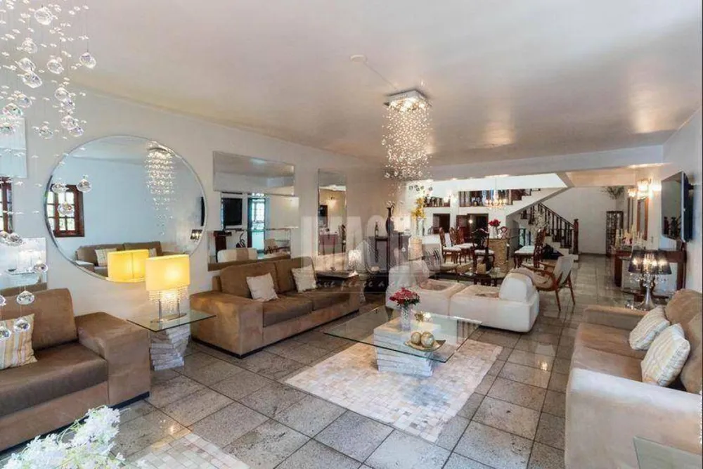 Sobrado, 4 quartos, 395 m² - Foto 1