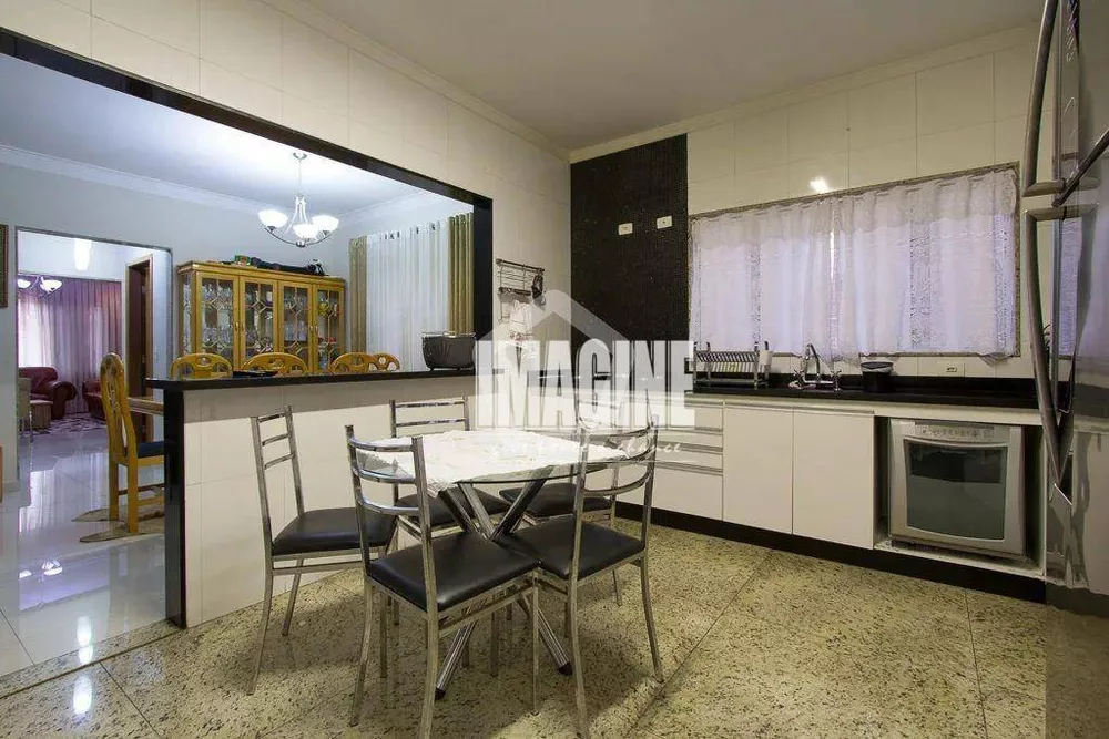 Sobrado, 3 quartos, 268 m² - Foto 13
