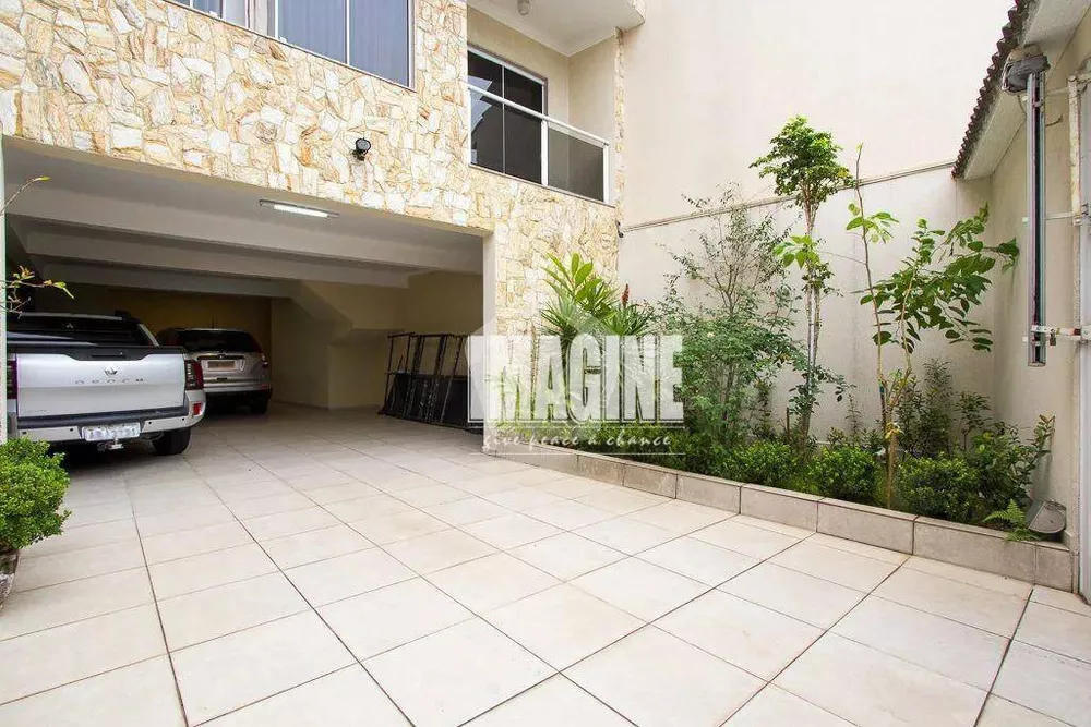 Sobrado, 3 quartos, 268 m² - Foto 2