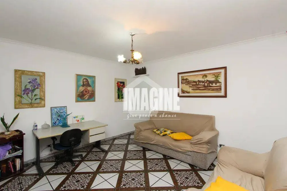 Casa, 2 quartos, 200 m² - Foto 1