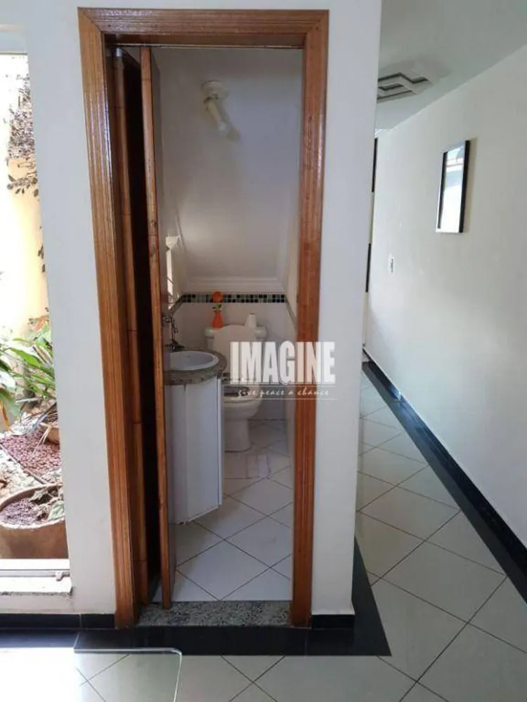 Sobrado, 3 quartos, 200 m² - Foto 1
