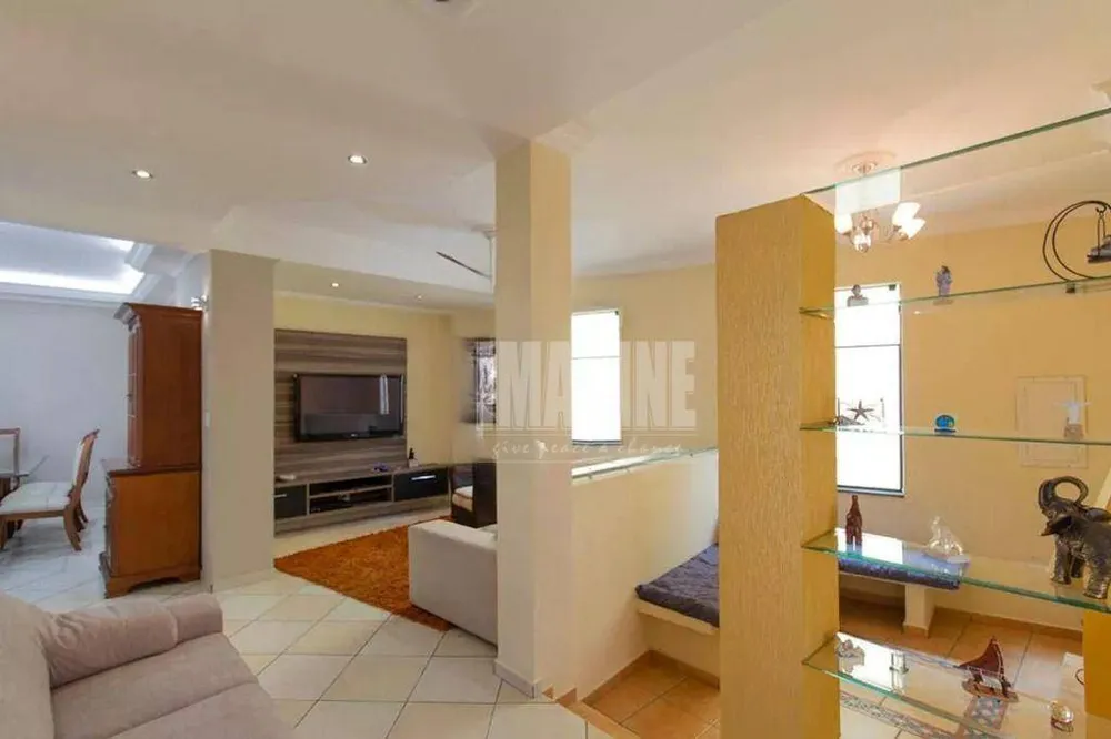 Sobrado, 3 quartos, 430 m² - Foto 2