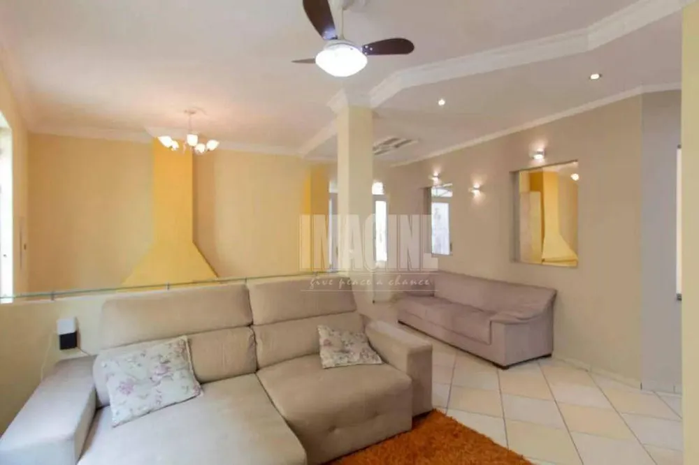 Sobrado, 3 quartos, 430 m² - Foto 1