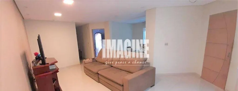 Sobrado, 3 quartos, 240 m² - Foto 1