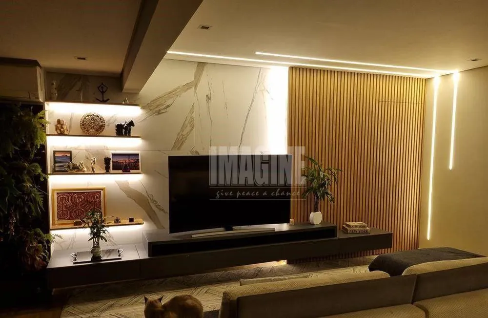 Apartamento, 3 quartos, 133 m² - Foto 2