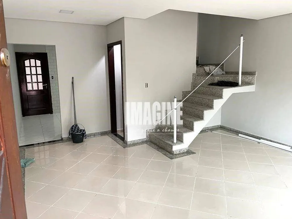 Sobrado, 3 quartos, 160 m² - Foto 1
