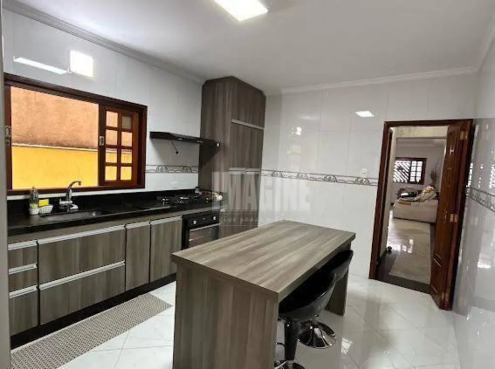 Sobrado, 3 quartos, 245 m² - Foto 6