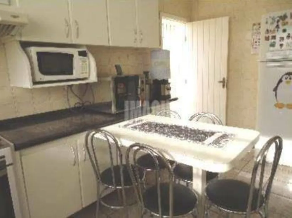 Sobrado, 3 quartos, 196 m² - Foto 2