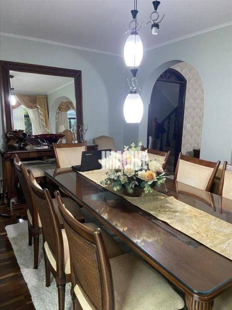 Sobrado, 3 quartos, 300 m² - Foto 1