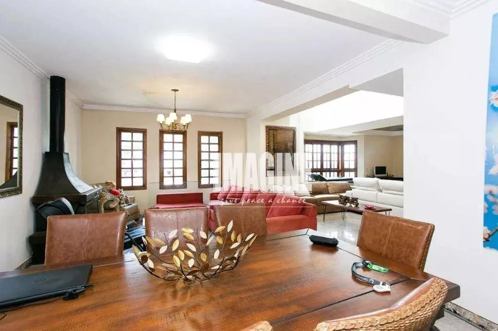 Sobrado, 7 quartos, 420 m² - Foto 1