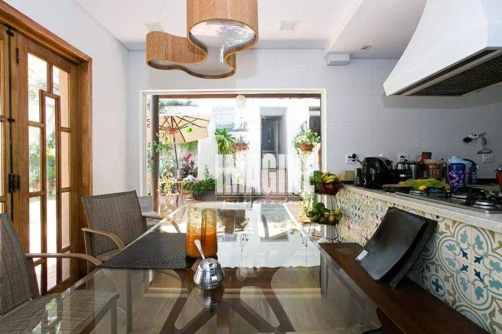 Sobrado, 7 quartos, 420 m² - Foto 17