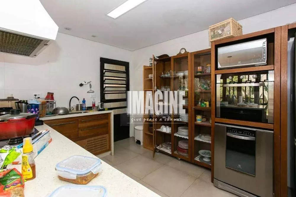 Sobrado, 7 quartos, 420 m² - Foto 38