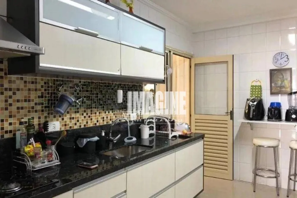 Apartamento, 3 quartos, 107 m² - Foto 2