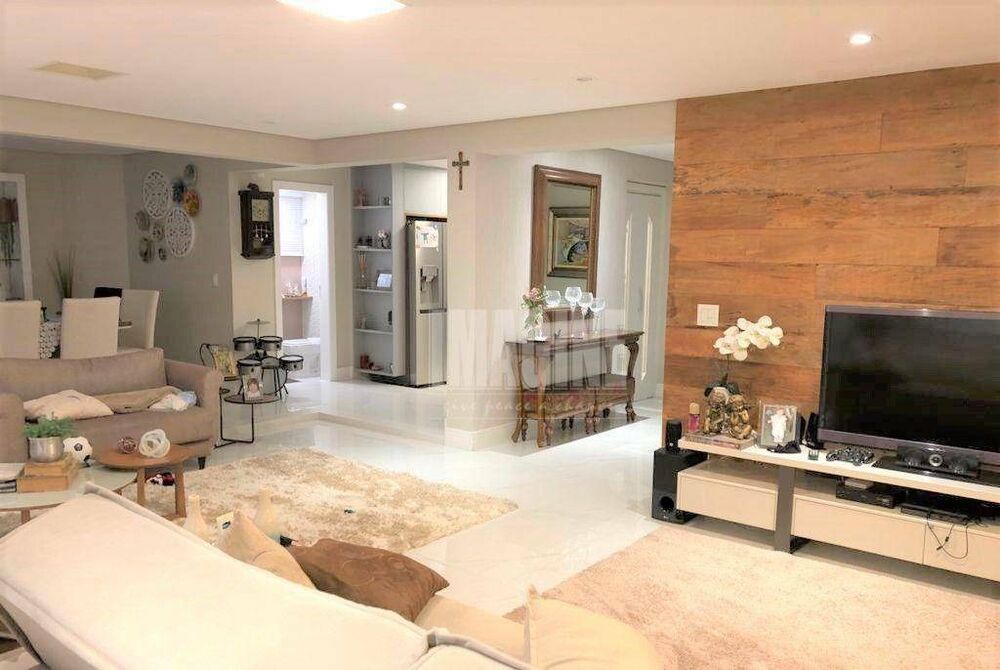 Apartamento, 4 quartos, 189 m² - Foto 1