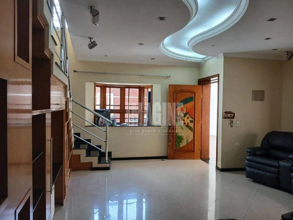 Sobrado, 4 quartos, 272 m² - Foto 1