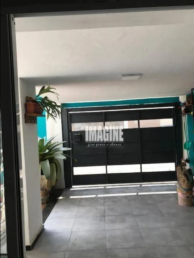 Sobrado, 3 quartos, 270 m² - Foto 2