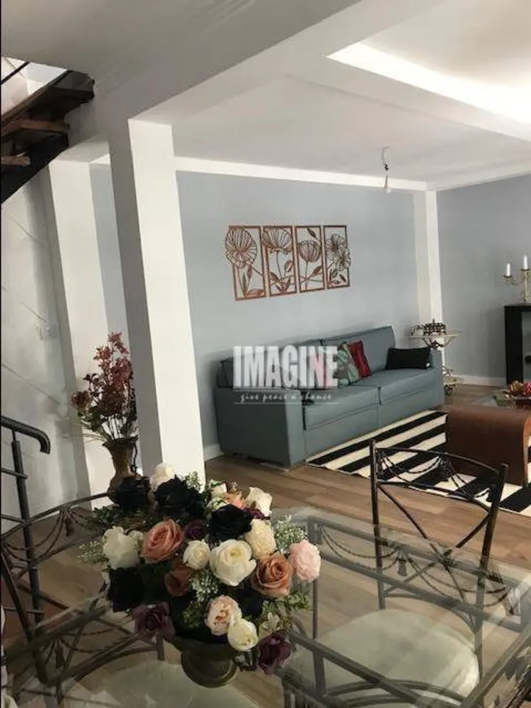 Sobrado, 3 quartos, 270 m² - Foto 1