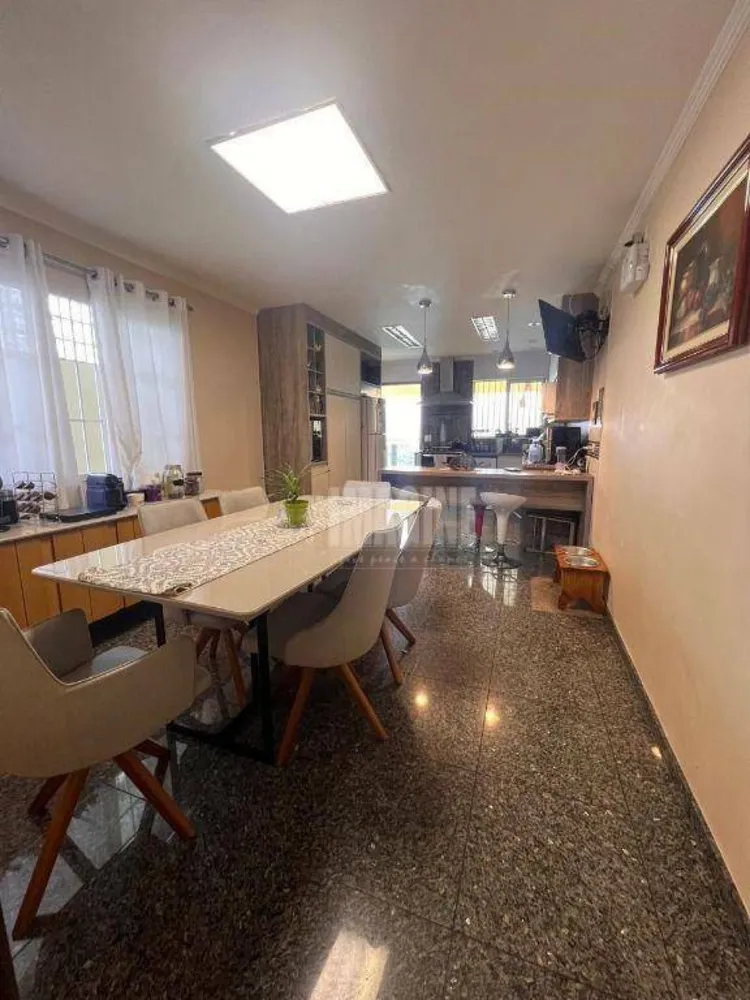 Sobrado, 3 quartos, 200 m² - Foto 3
