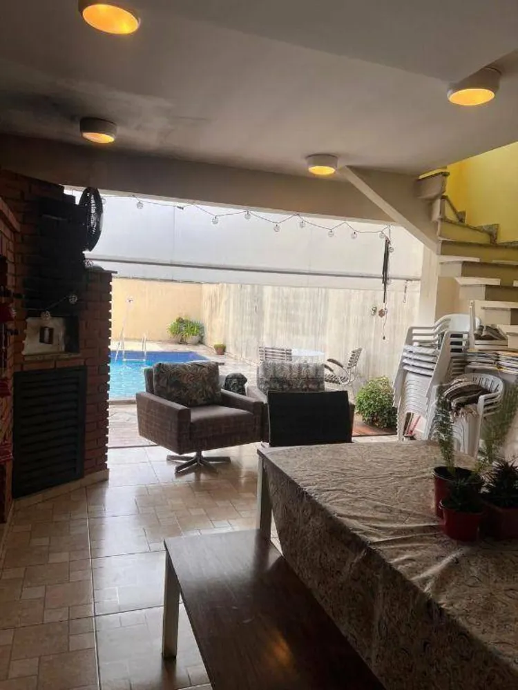 Sobrado, 3 quartos, 200 m² - Foto 6