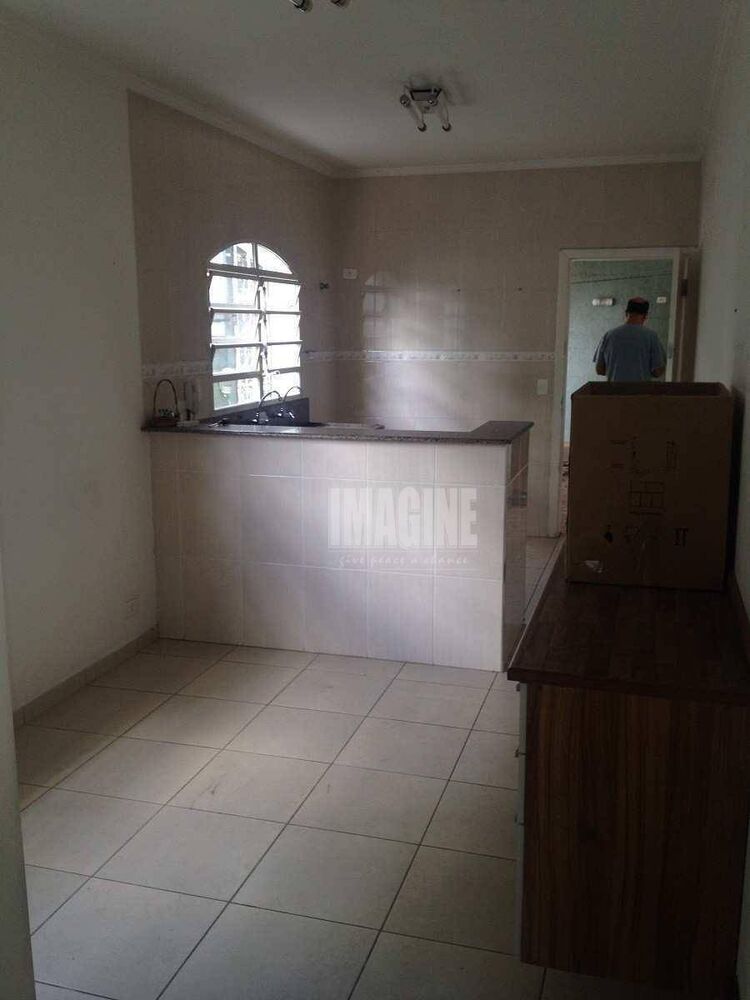 Sobrado à venda com 3 quartos, 150m² - Foto 1