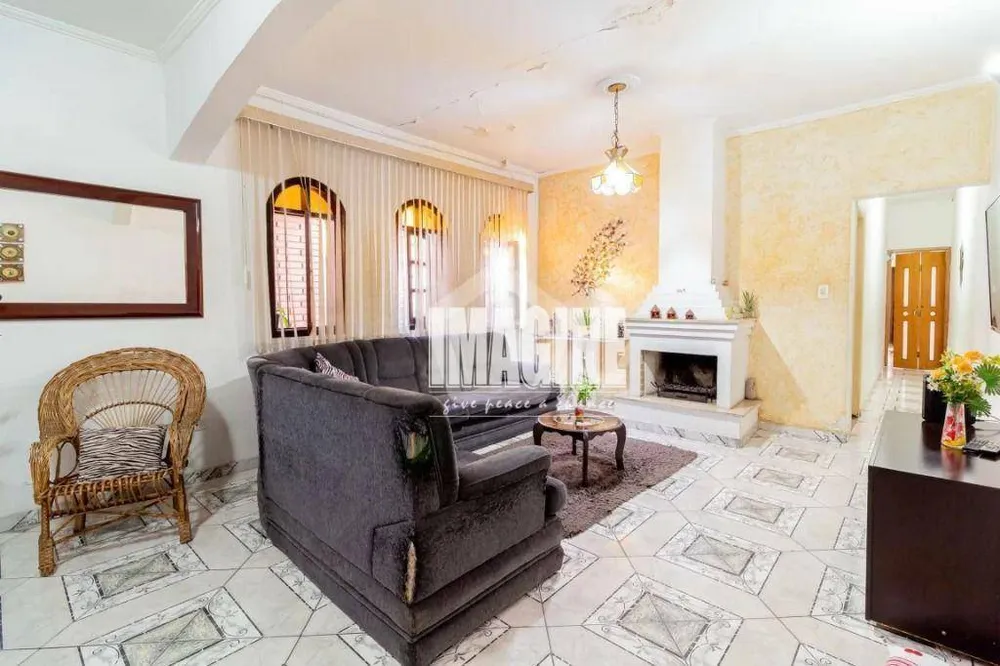 Sobrado, 3 quartos, 300 m² - Foto 1