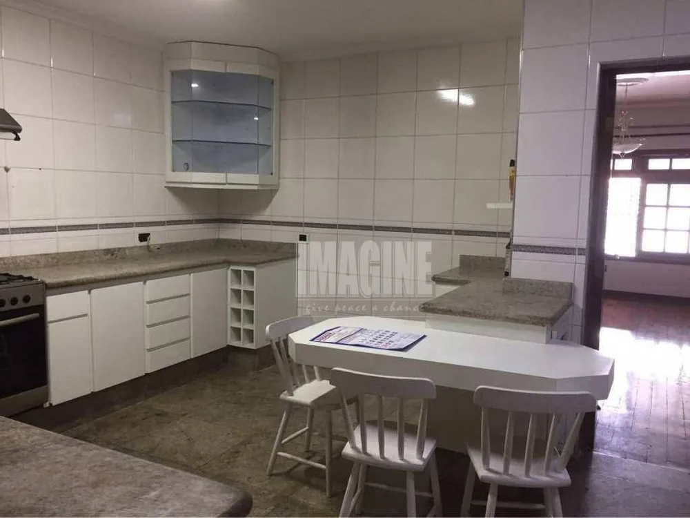 Sobrado, 3 quartos, 220 m² - Foto 2