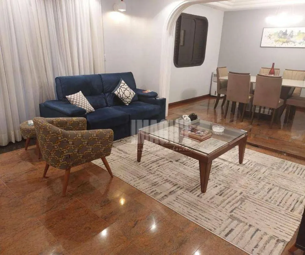 Apartamento, 3 quartos, 190 m² - Foto 1