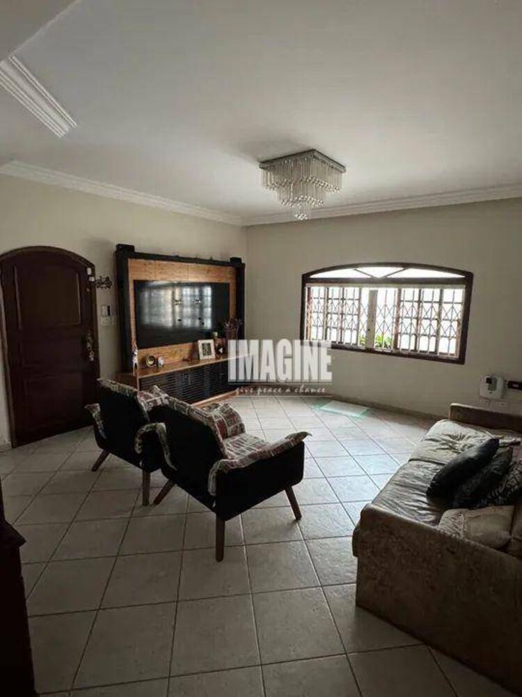 Sobrado, 4 quartos, 235 m² - Foto 1