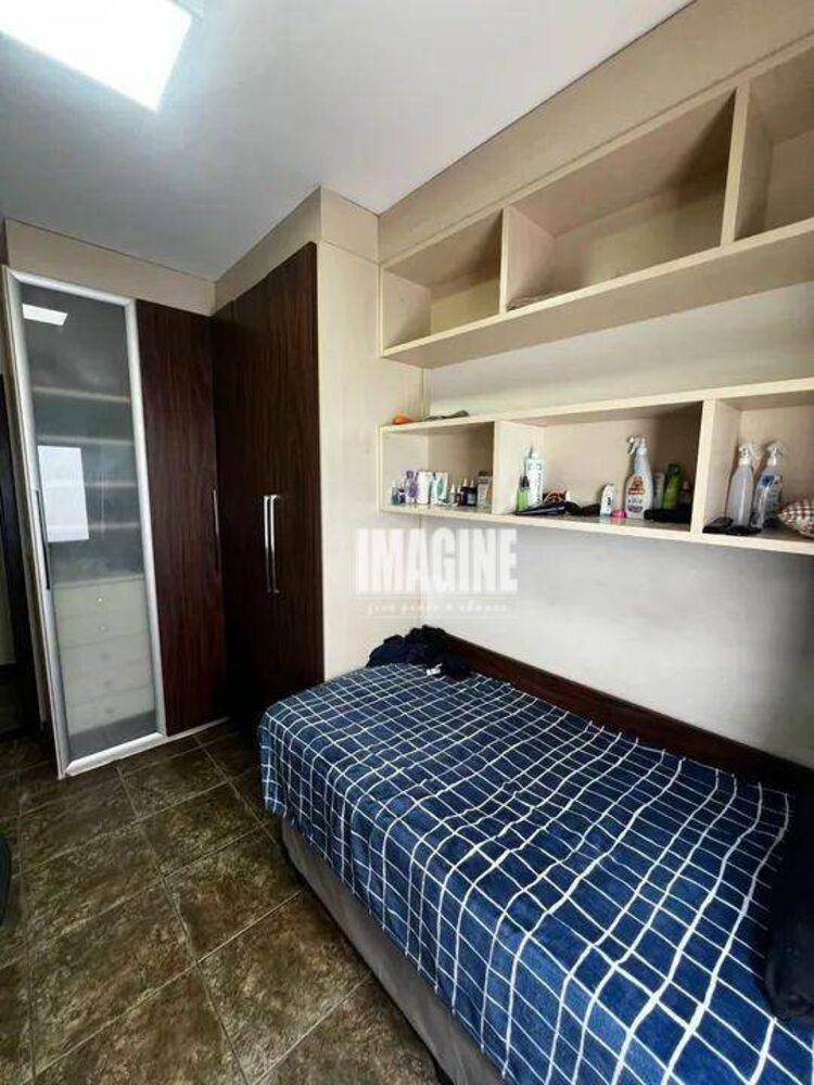 Sobrado, 4 quartos, 235 m² - Foto 2