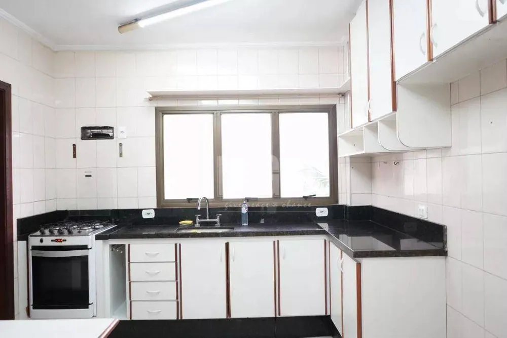 Apartamento, 3 quartos, 132 m² - Foto 2