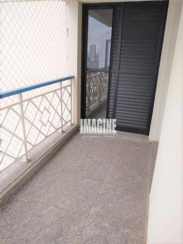 Apartamento, 3 quartos, 151 m² - Foto 2