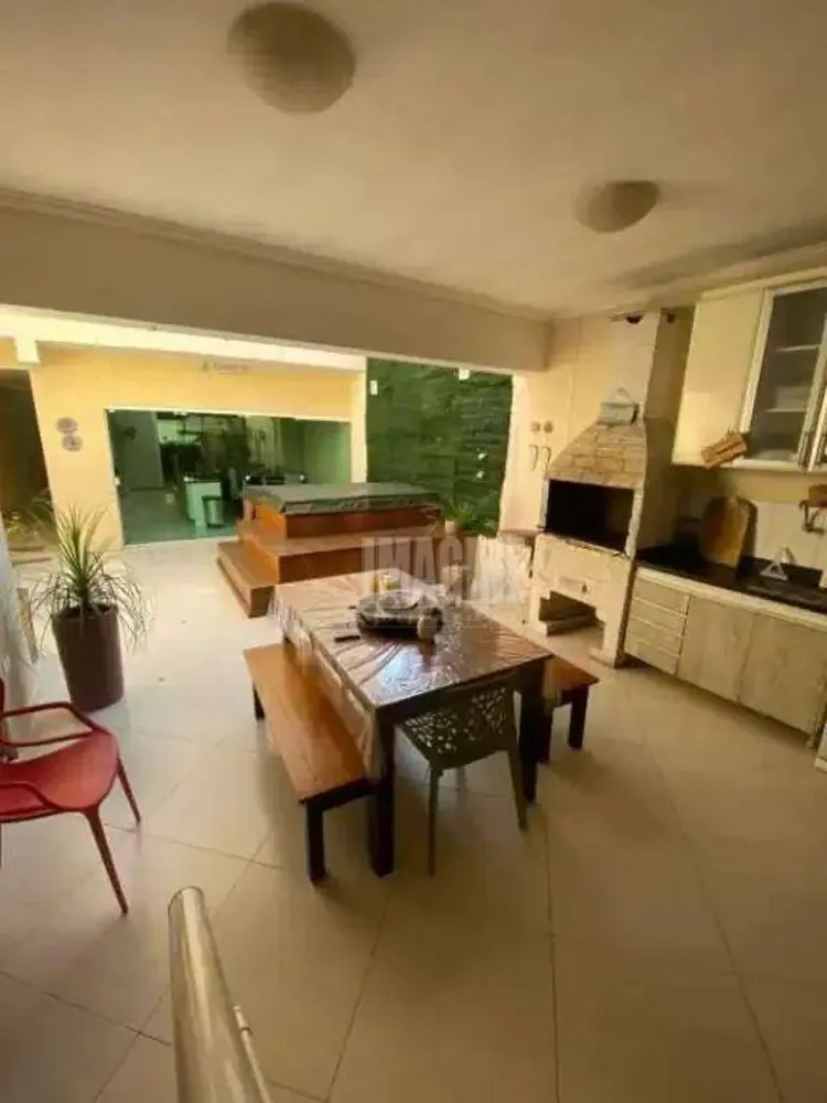 Casa, 4 quartos, 350 m² - Foto 11