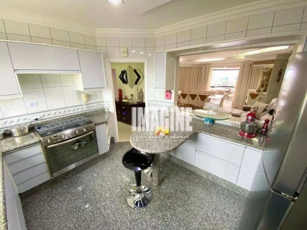 Apartamento, 3 quartos, 127 m² - Foto 2