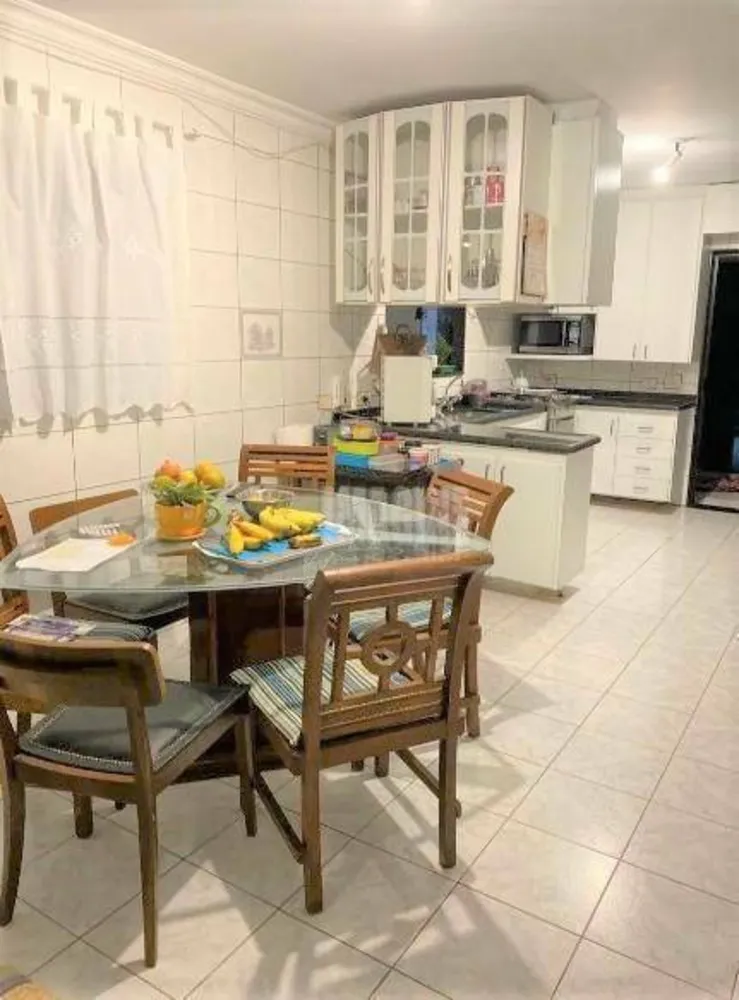 Sobrado, 3 quartos, 239 m² - Foto 3