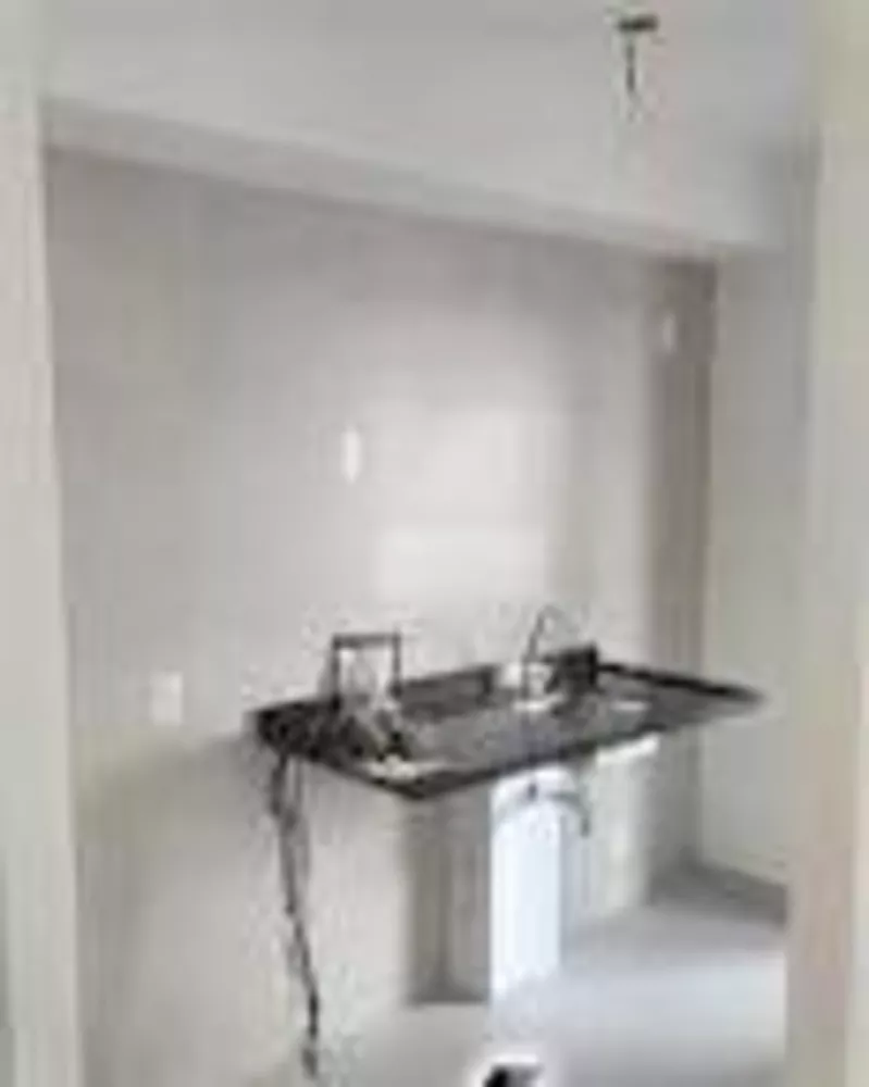 Apartamento à venda com 1 quarto, 39m² - Foto 2