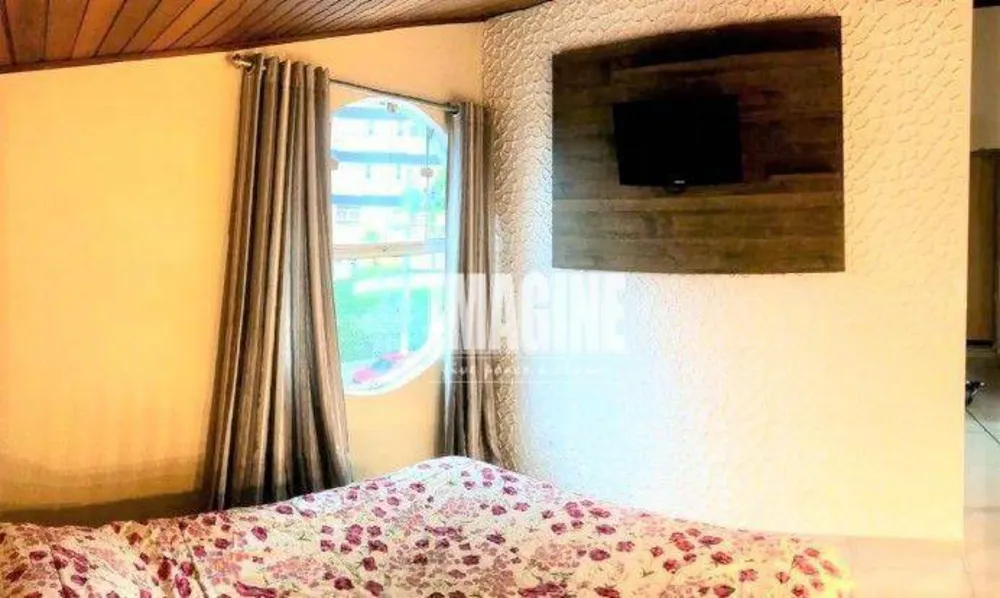 Sobrado, 4 quartos, 240 m² - Foto 5