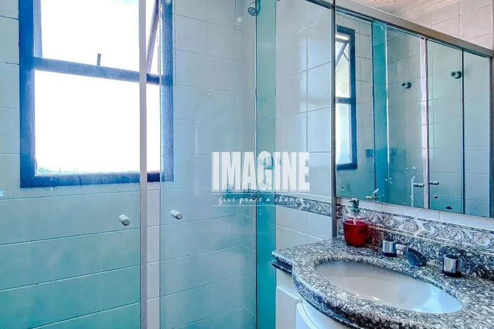 Apartamento, 3 quartos, 107 m² - Foto 1