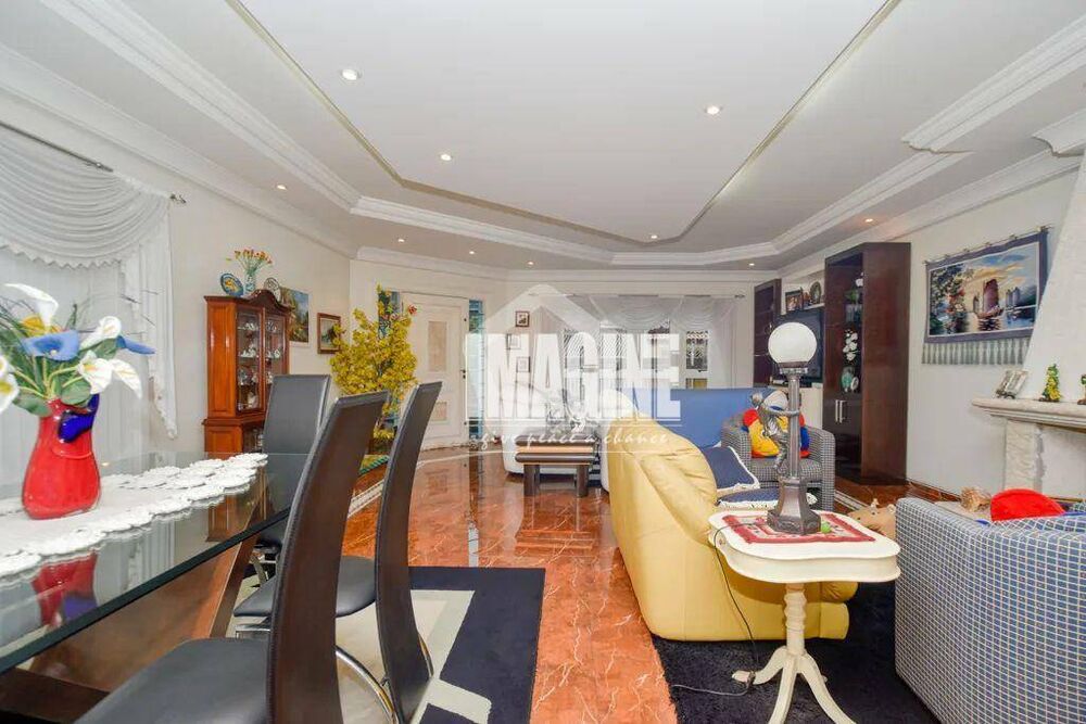 Sobrado, 3 quartos, 320 m² - Foto 2