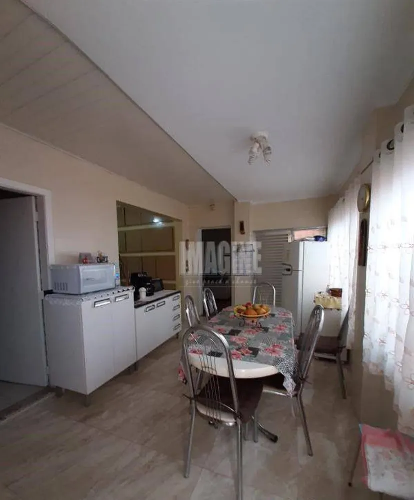 Casa, 3 quartos, 223 m² - Foto 10