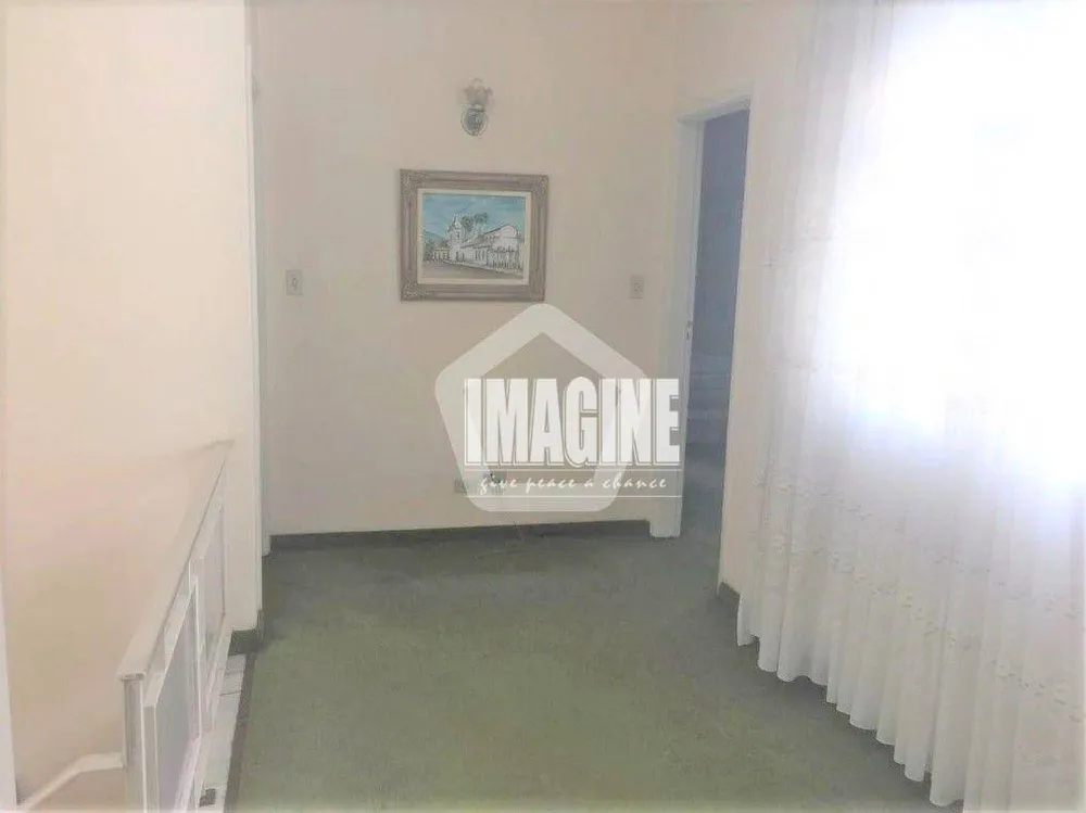 Sobrado, 3 quartos, 226 m² - Foto 1