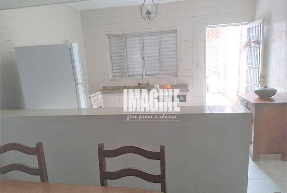 Sobrado à venda com 2 quartos, 120m² - Foto 2