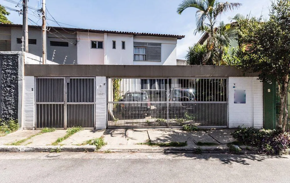 Sobrado, 4 quartos, 220 m² - Foto 1