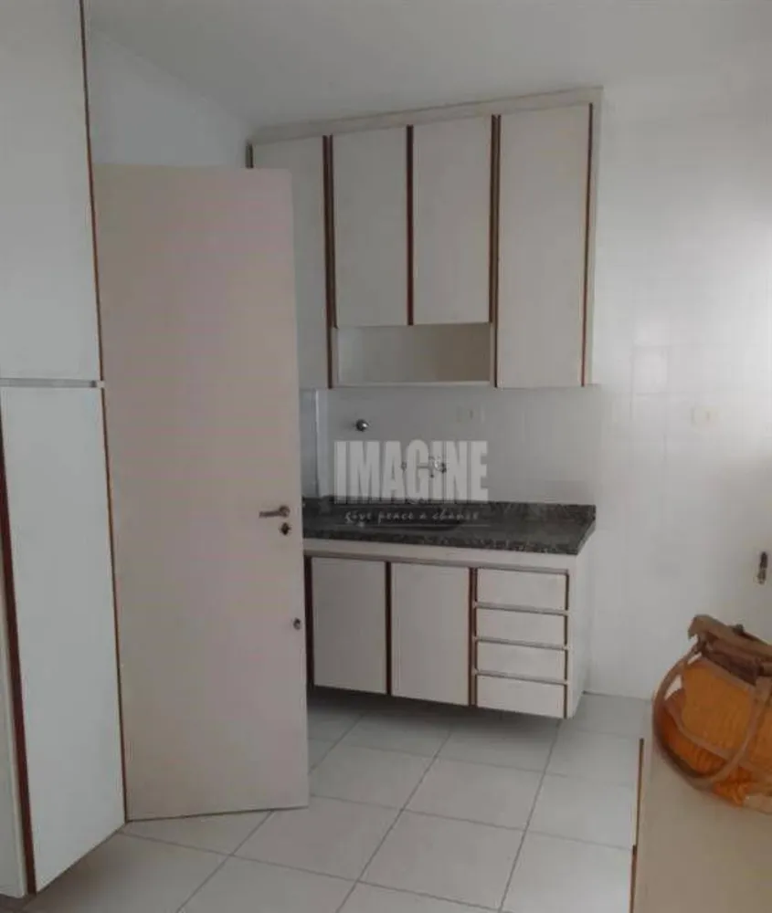 Apartamento, 3 quartos, 130 m² - Foto 2