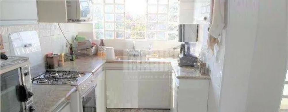 Casa, 5 quartos, 330 m² - Foto 2