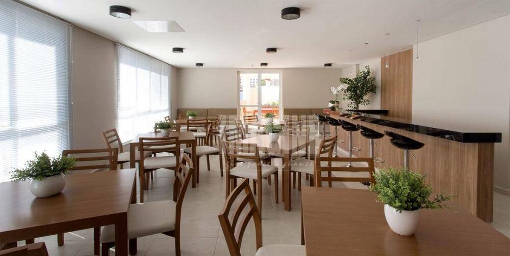 Apartamento à venda com 3 quartos, 70m² - Foto 17