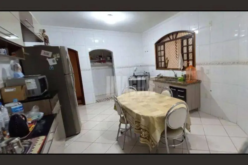 Sobrado, 3 quartos, 300 m² - Foto 6
