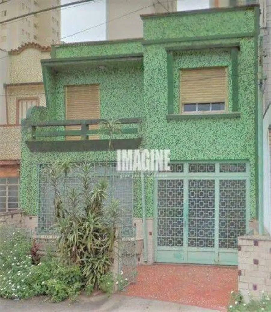 Sobrado, 3 quartos, 258 m² - Foto 1
